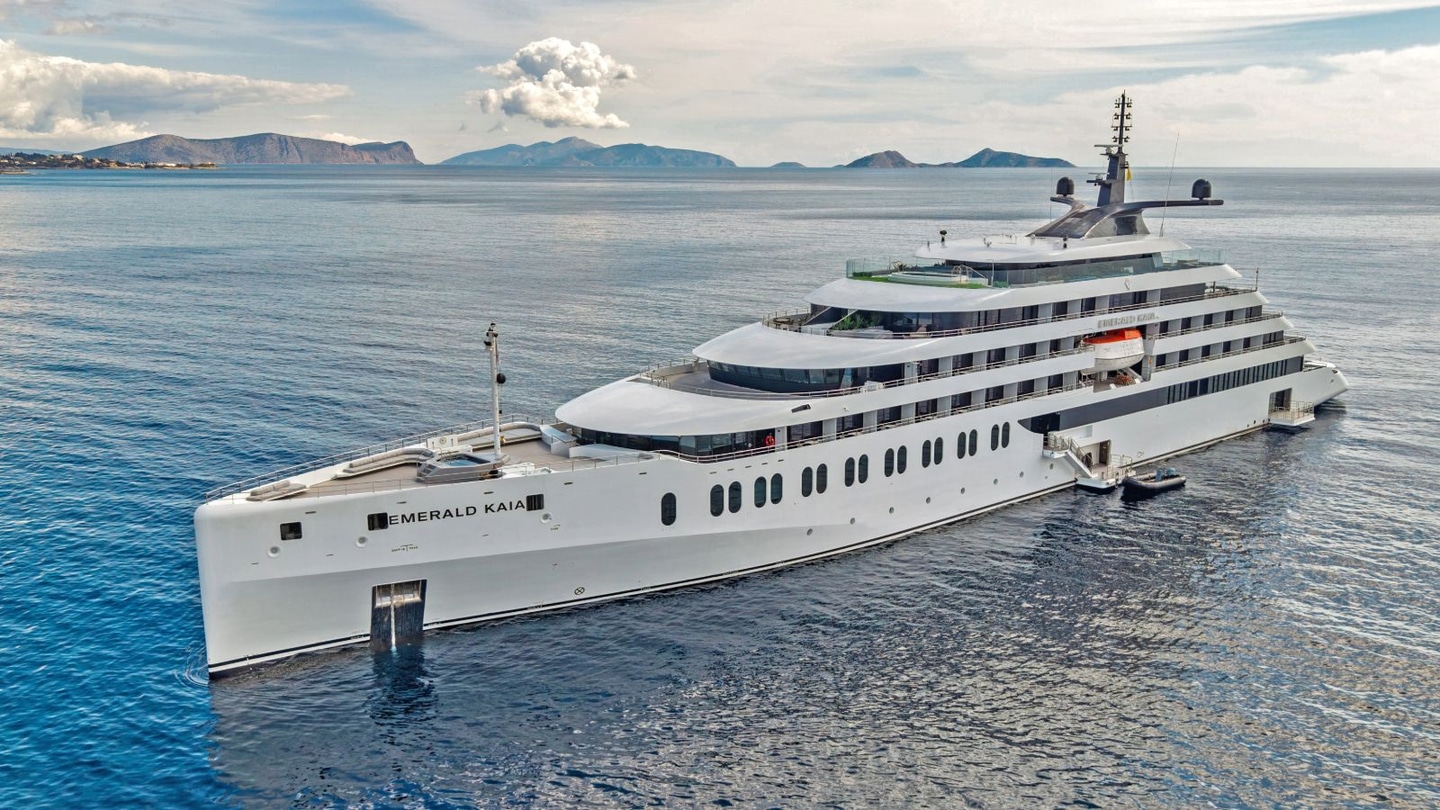 Emerald Kaia Luxury Yacht